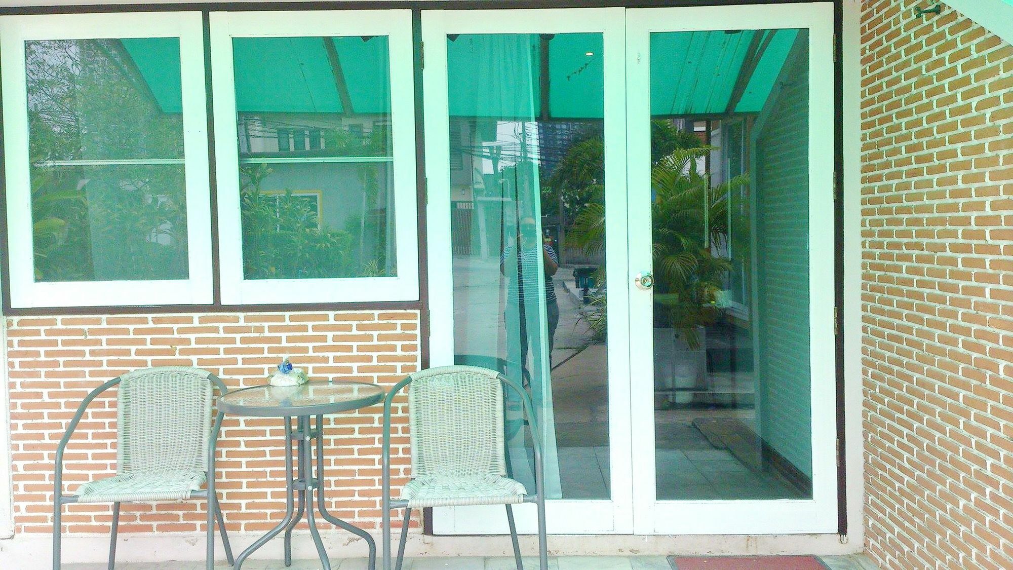 Resort M Bangkok - Bts Onnut Exterior photo